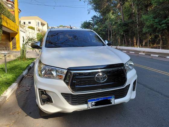 TOYOTA HILUX 2.8 SRV 4X4 CD 16V DIESEL 4P AUTOMÁTICO TOYOTA HILUX 2.8 SRV 4X4 CD 16V DIESEL 4P AUTOMÁTICO